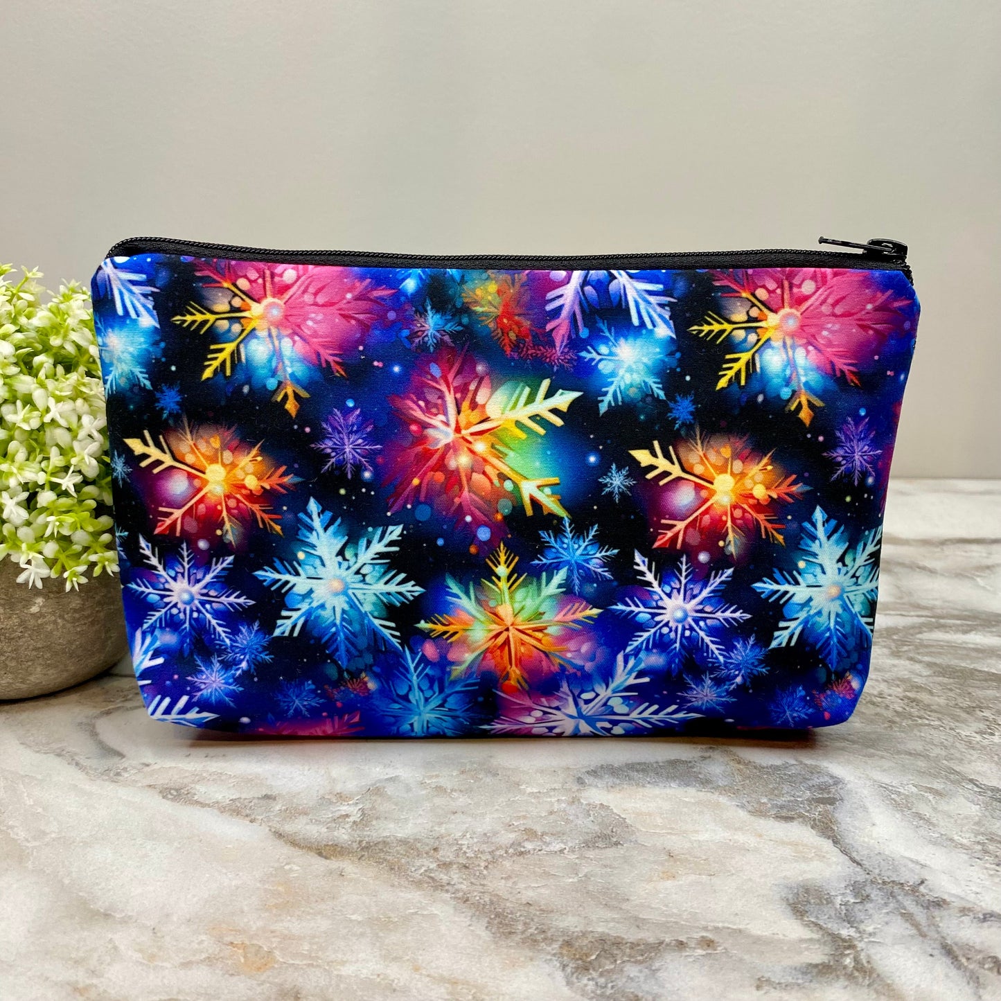 Pouch - Christmas Bright Rainbow Snowflake