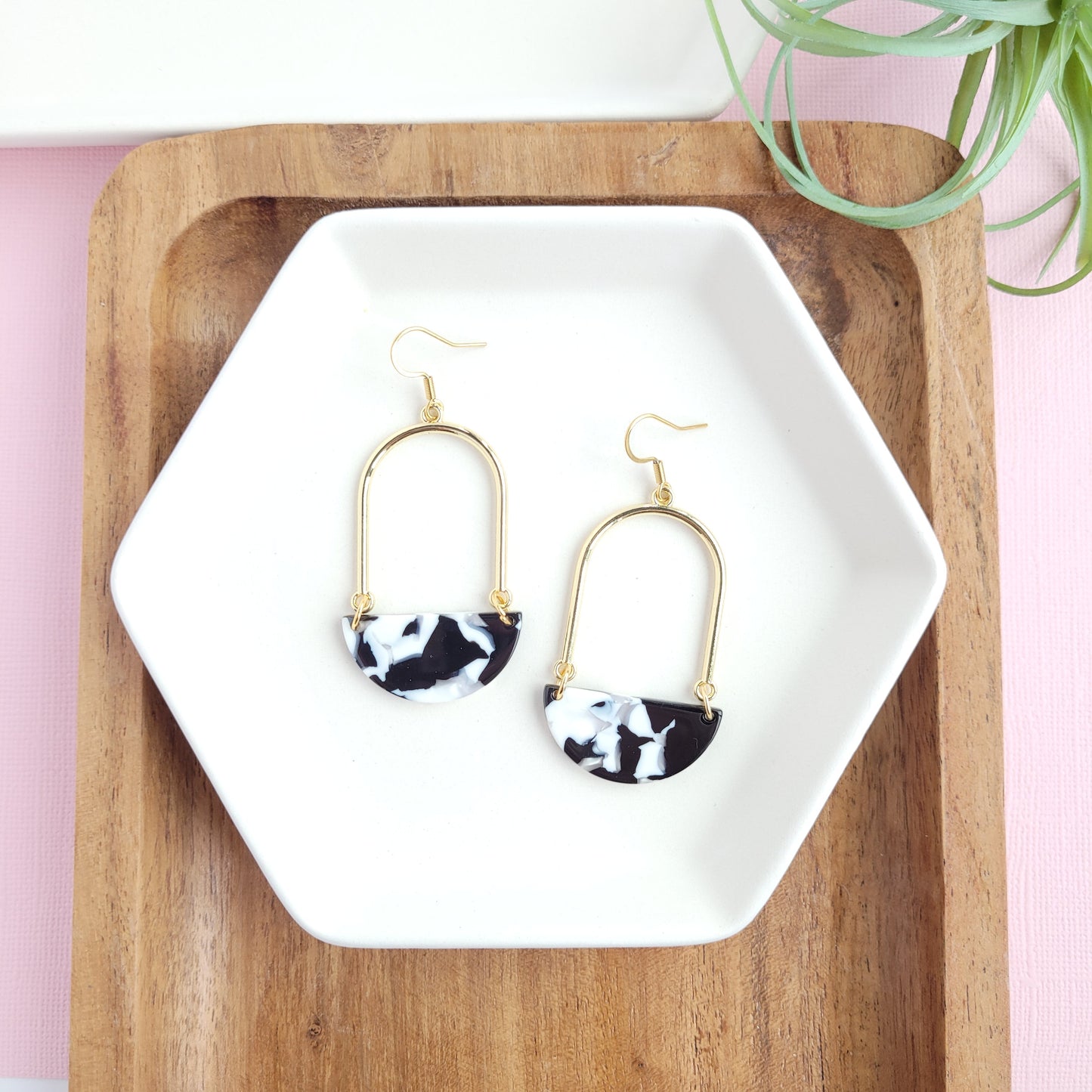 Stella Earrings- Black & White