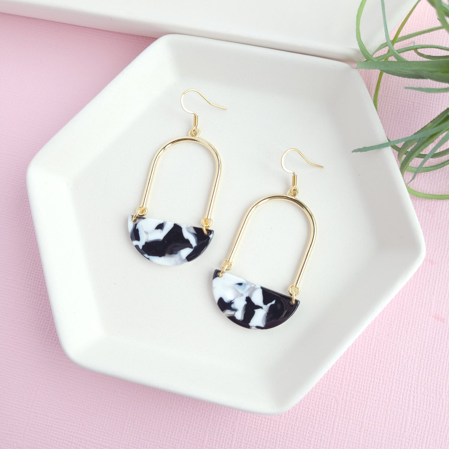 Stella Earrings- Black & White