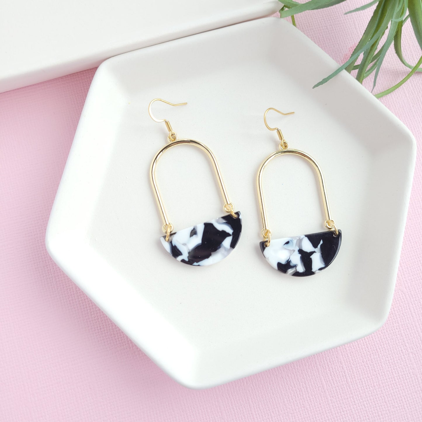 Stella Earrings- Black & White