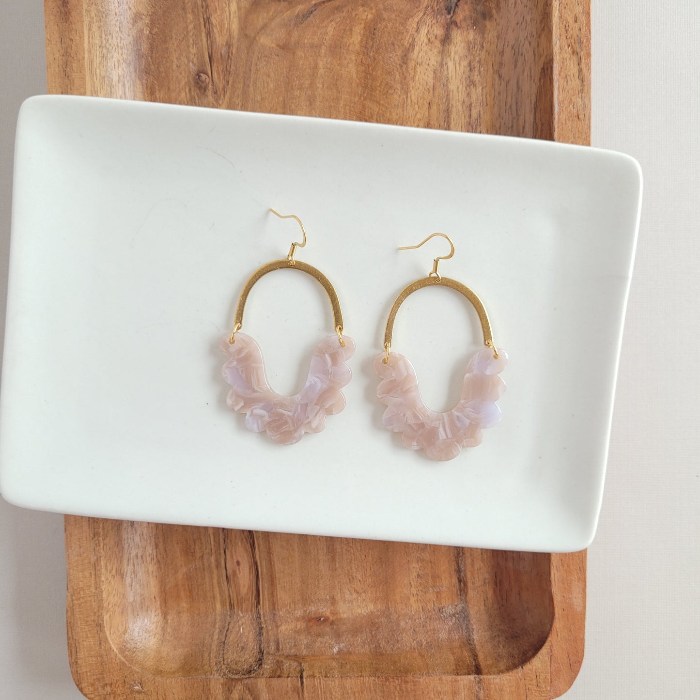 Scarlett Earrings - Taupe