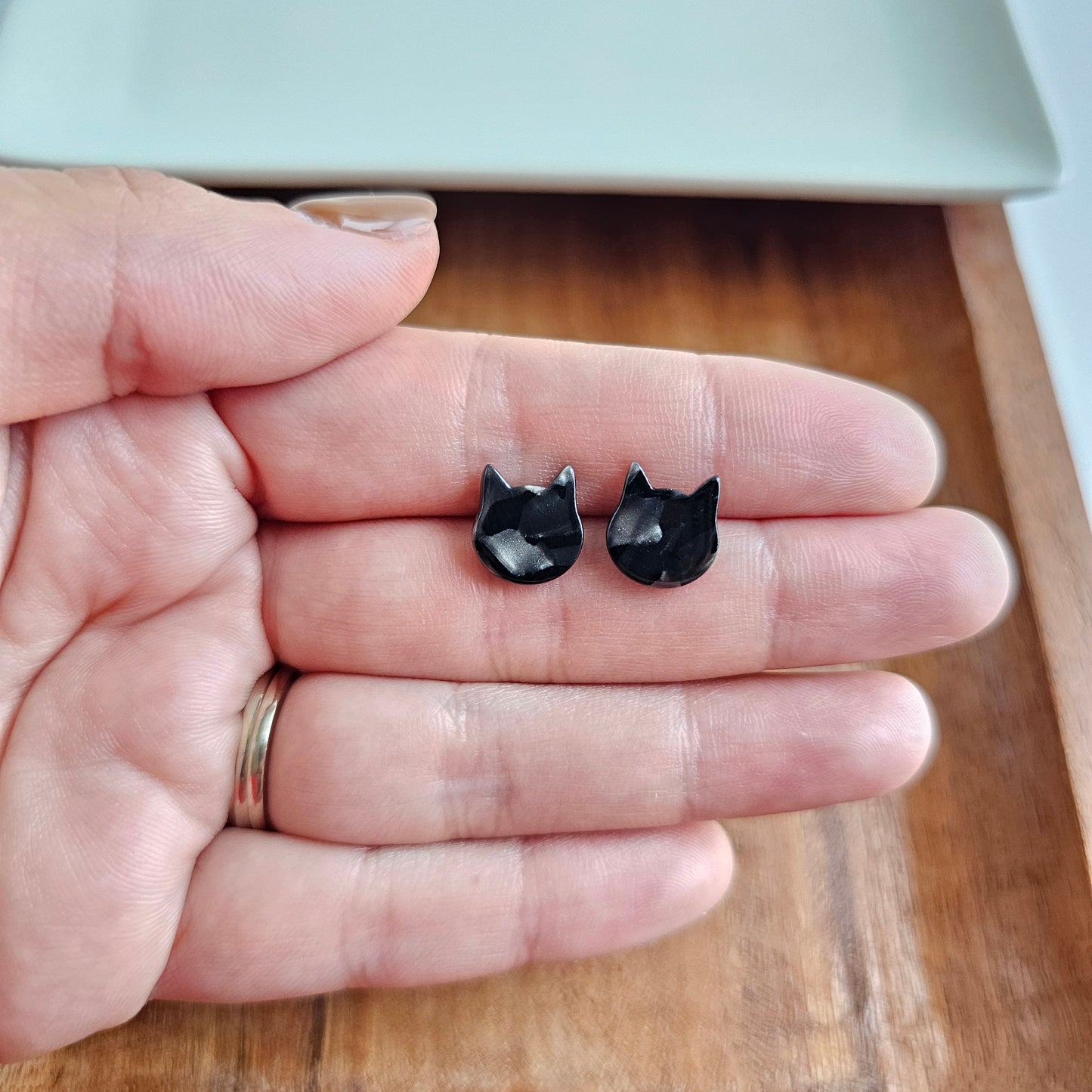 Cat Studs - Black