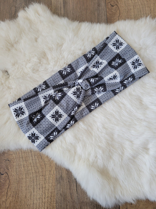 Black and white checkered snowflakes