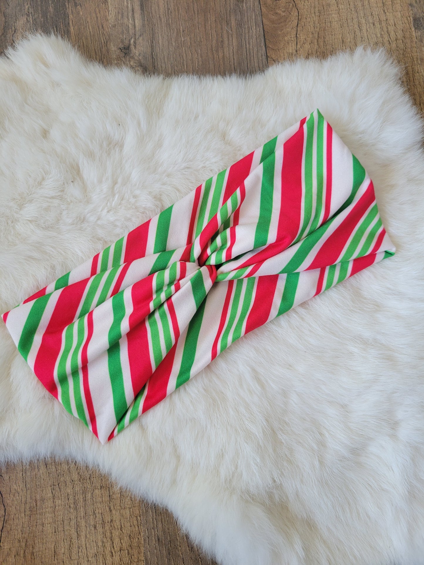 Thick green and red candy cane stripes