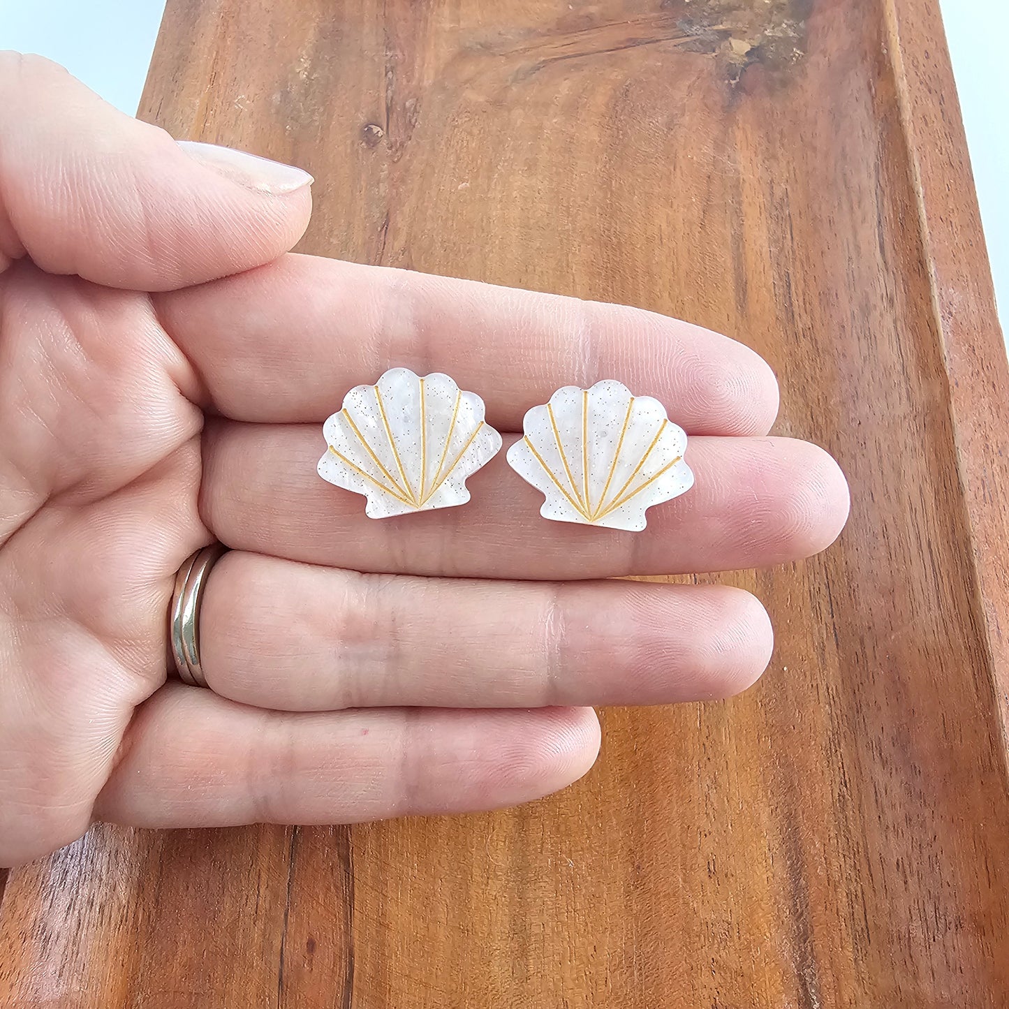Seashell Studs - Pink Pearl