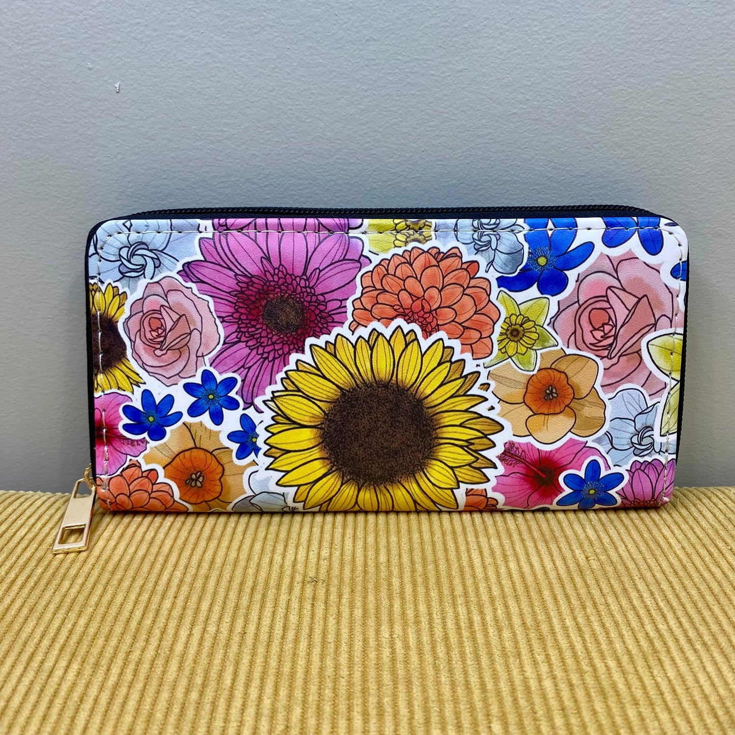 Wallet - Faux Leather - Colorful Floral