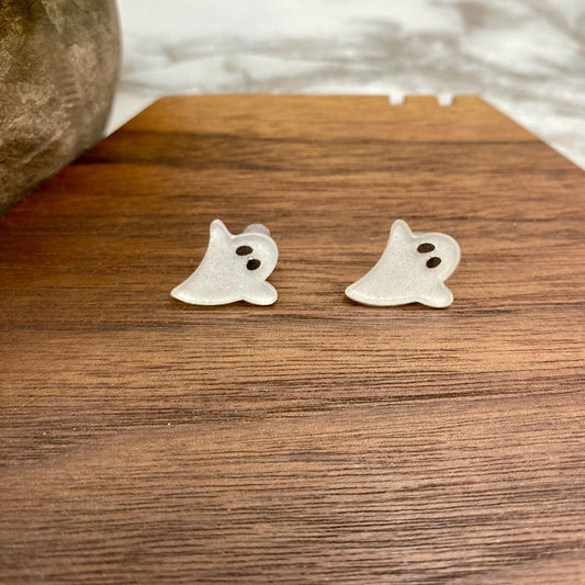 Acrylic Stud Earrings - Halloween - White Shimmer Ghosts