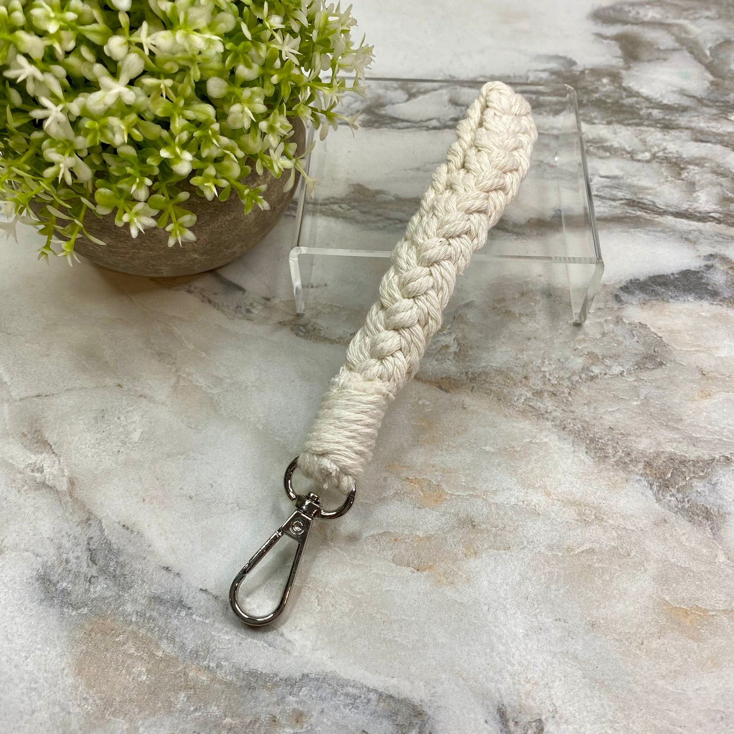 Keychain - Macrame Bracelet - Braided Ivory