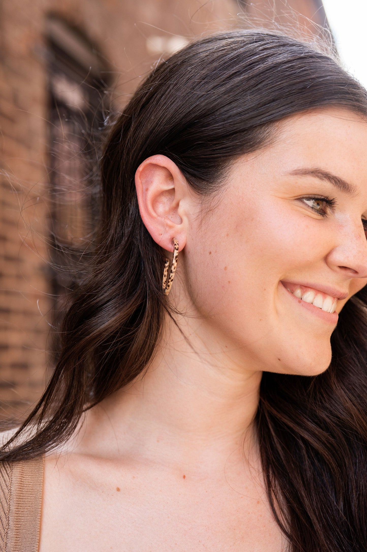 unique-id-b4eff9ec-7051-47a2-be8c-d787cd4d5950