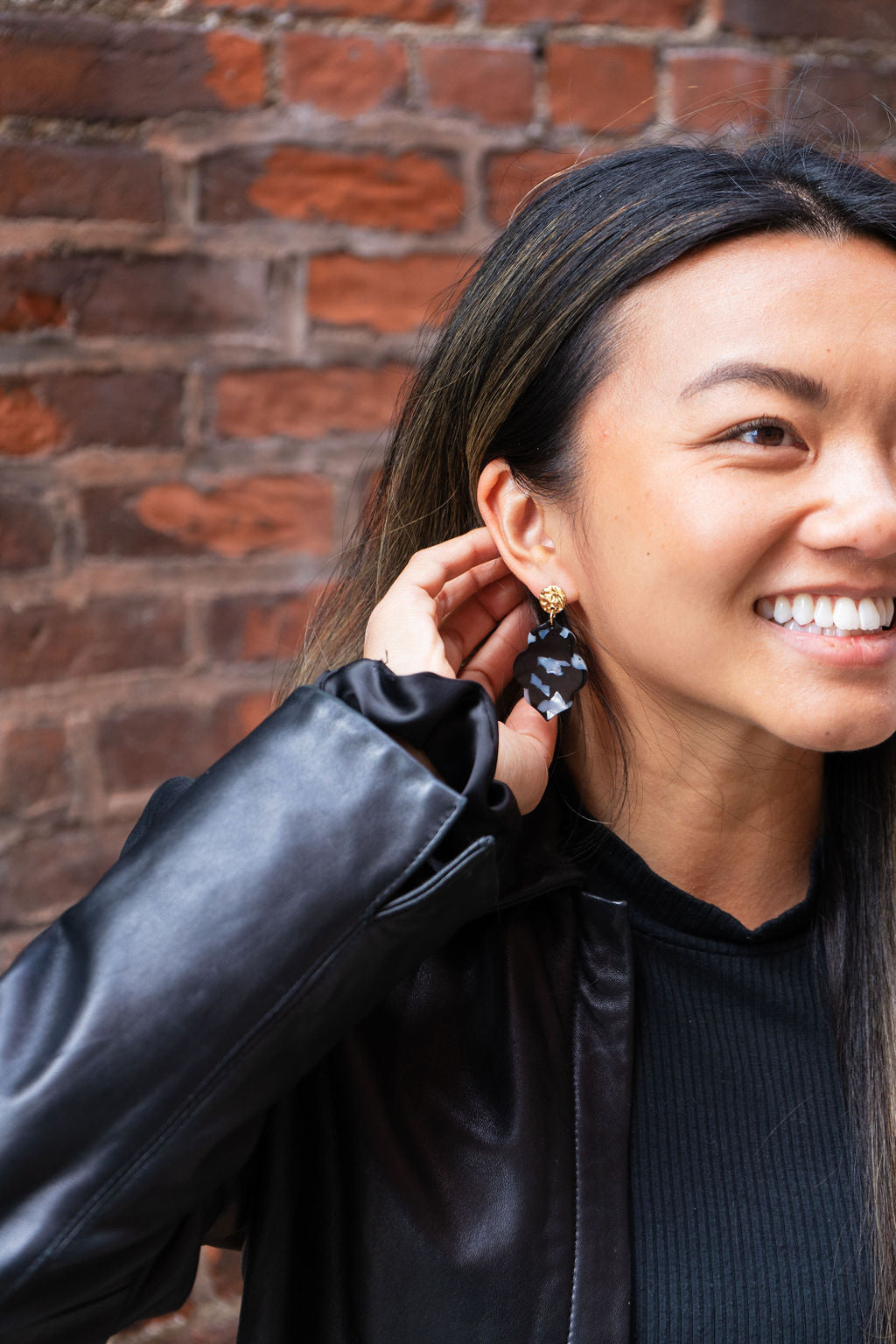 Natalia Earrings - Onyx Black