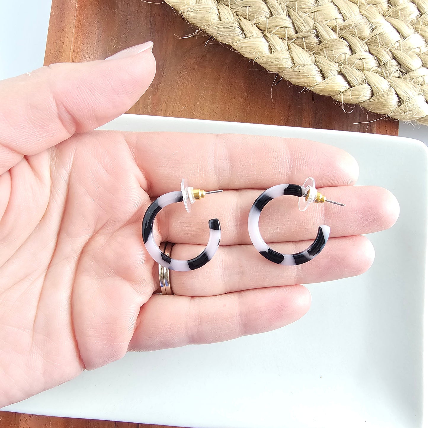 unique-id-8cfe6f9e-ed0f-4928-85d4-e9f1636a4371