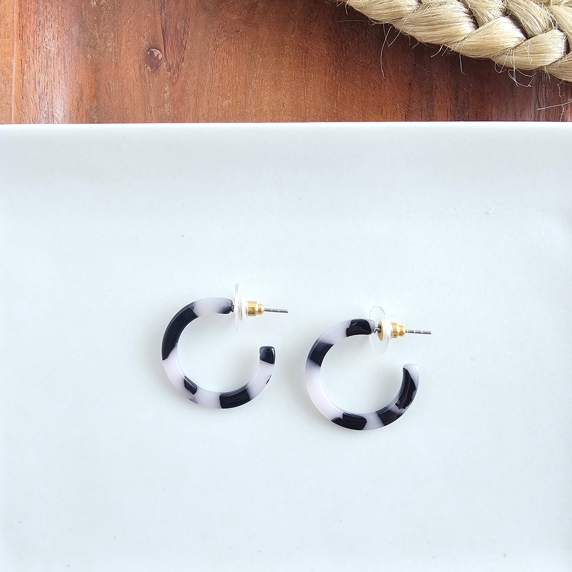 unique-id-d7c5f654-3508-479d-8a32-1597ef399d09