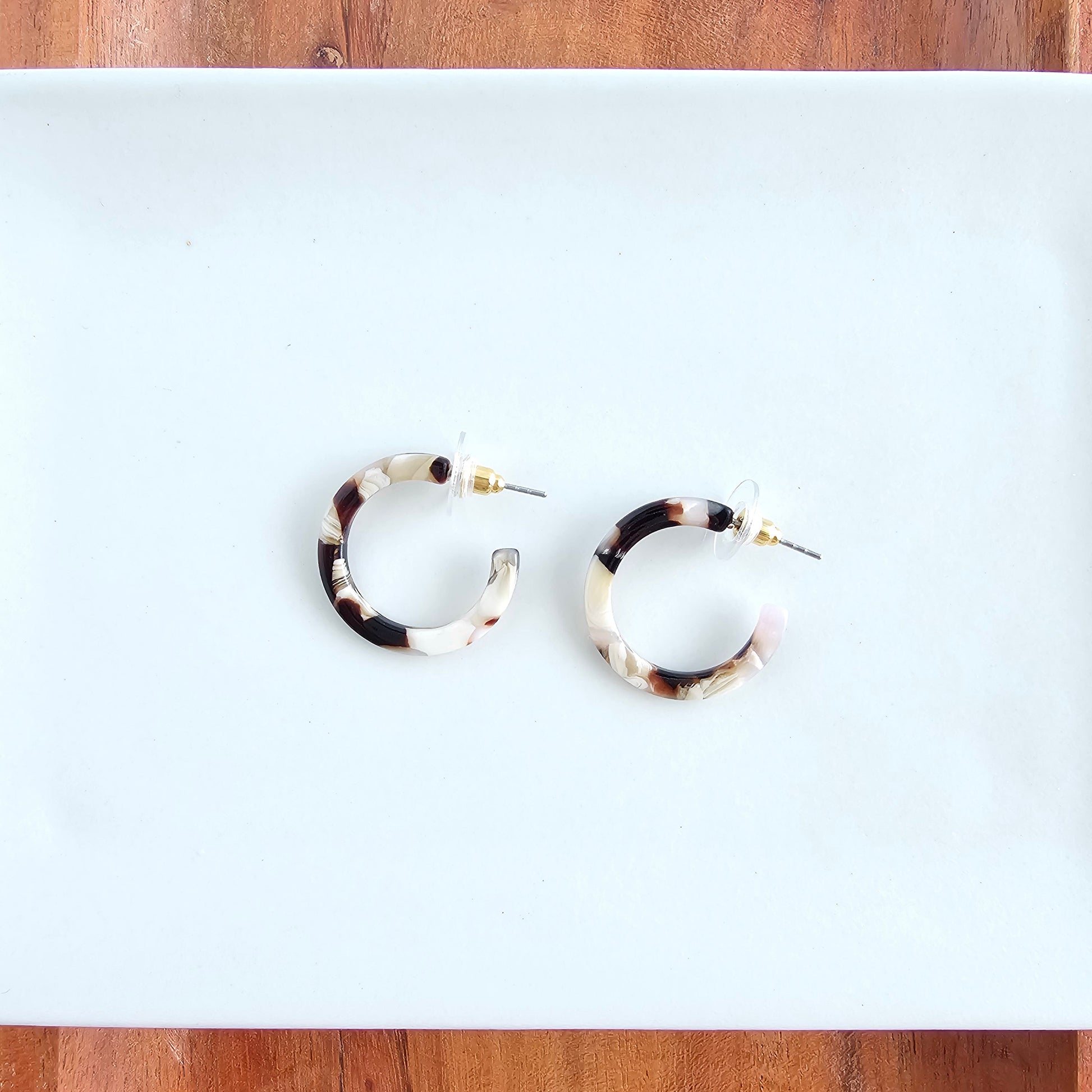 unique-id-51b25353-cc37-4bdc-afd5-8166b7a0d8b8