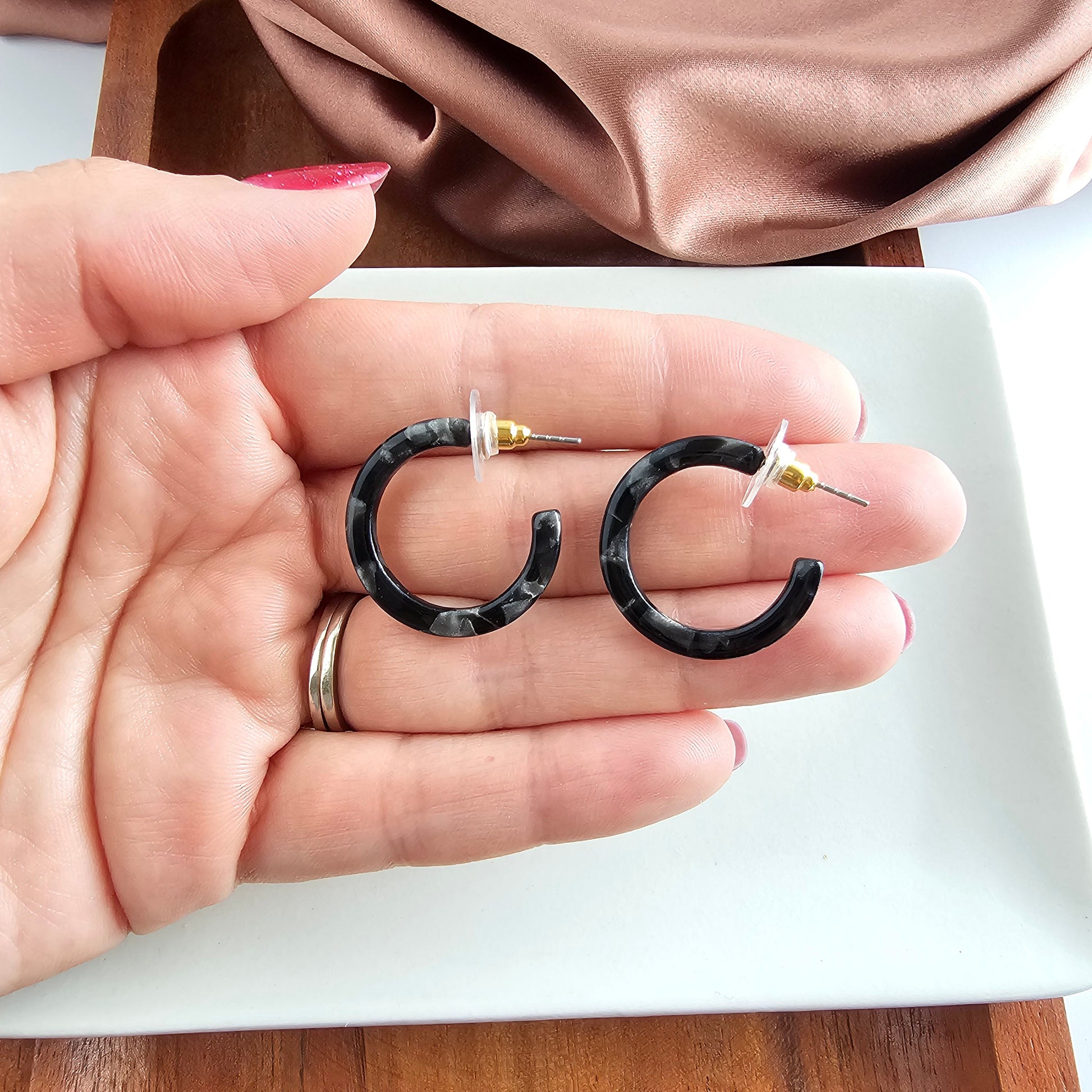 unique-id-33915c12-27b9-488b-b7b0-4861f5385601